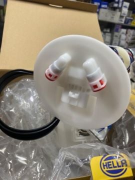 Focus 1 Yakıt Benzin Depo Şamandırası Motorlu Komple 98-05 Arası Hella Beher HEL 8TF 358 106-221