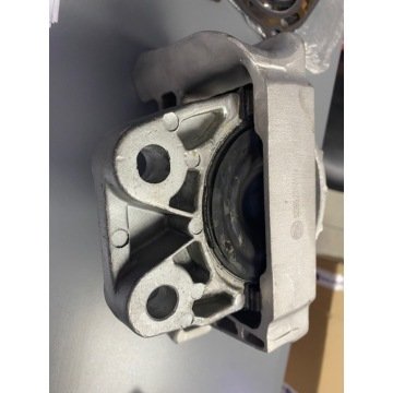 Kuga Volvo 2.0 tdci Motor Takozu Sağ Üst 2007-2013 Yılları Arası İTHAL