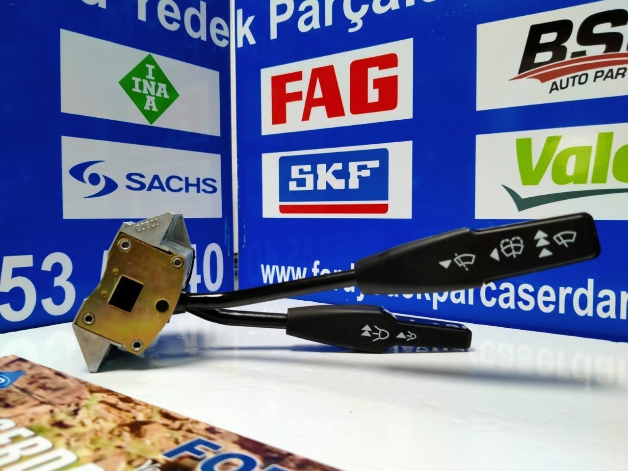 Ford Taunus Far Silecek Kolu 1981-1990 Yıllar Arası