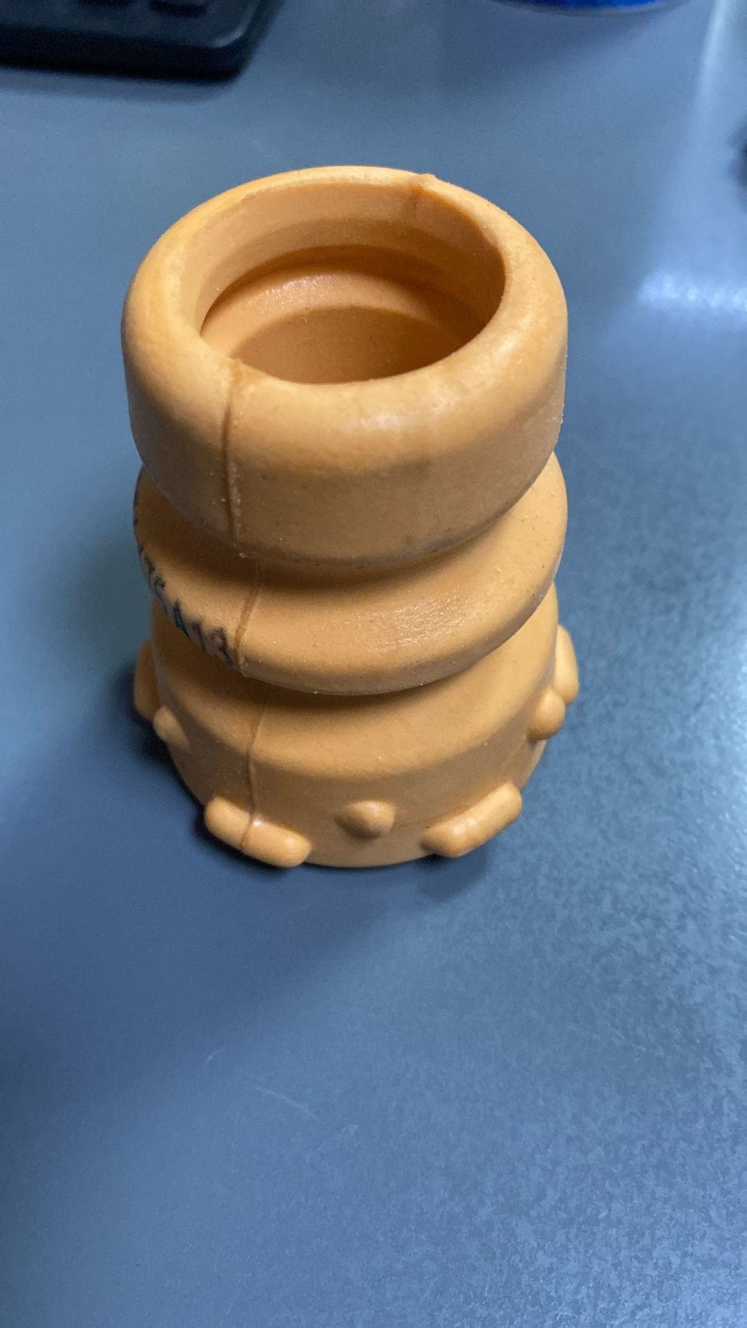 Vw Ön Amortisör Ara Takozu 04- Sonrası Golf Jetta Passat Scirocco Tiguan Toledo İbiza Toledo Octavia Superb 10010374 1K0412303B 3.KAT 57