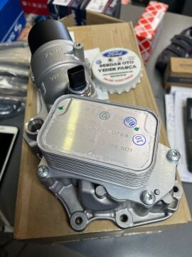 Ford FOCUS / KUGA 18-SONRASI 1.5 ECOBLUE MOTOR YAĞ SOĞUTUCU KOMPLE 8 VİTES OTOM.ŞANZUMAN JX6Q6L625BA A-Ü-6