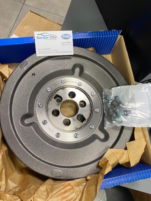 Focus Cmax Kuga 1.5 tdci Volant Oynar Göbek Otomatik Vites Ford Sachs 6366000021