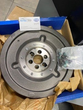 Focus Cmax Kuga 1.5 tdci Volant Oynar Göbek Otomatik Vites Ford Sachs 6366000021