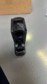 COURİER VİTES KOL YUVASI PLASTİĞİ 6.VİTES STAR STOPSUZ H1BR7F116AD