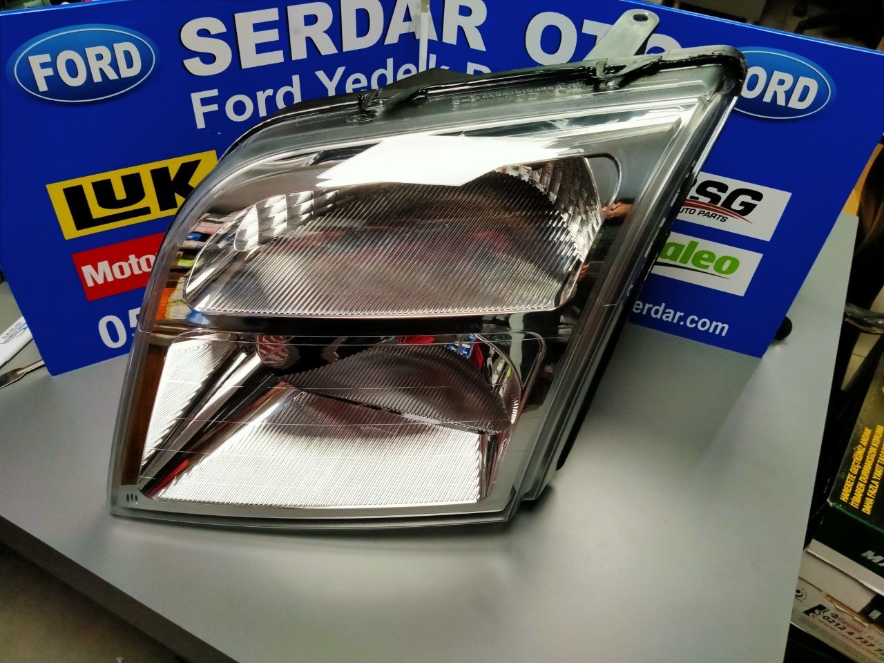 Connect Ön Far Sol Orjinal Ford 03-13 Arası 2T1413008