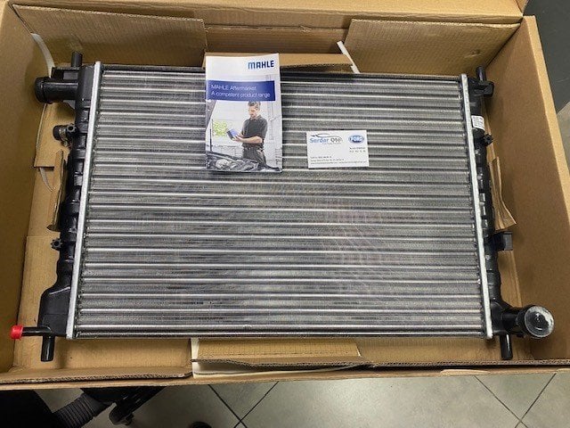 Fiesta Su Radyatörü Klimalı 1996-2001 ARASI Beher 381000s XS6H 8005 GA