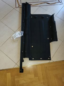 Audi Taban Alt Muhafazası Yalıtımlı Sol Q5 09 > 8R0825207E