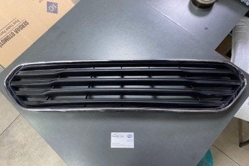 Ford Courier Ön Panjur Krom Çerçeveli 2014-2017 Arası ET76 17B868