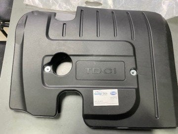 Ford Focus Cmax VolvoS40 Motor Üst Kapağı Plastik 1.6 Dizel 2005-2007 Yıllar Arası (Kargosu Ücretsiz)