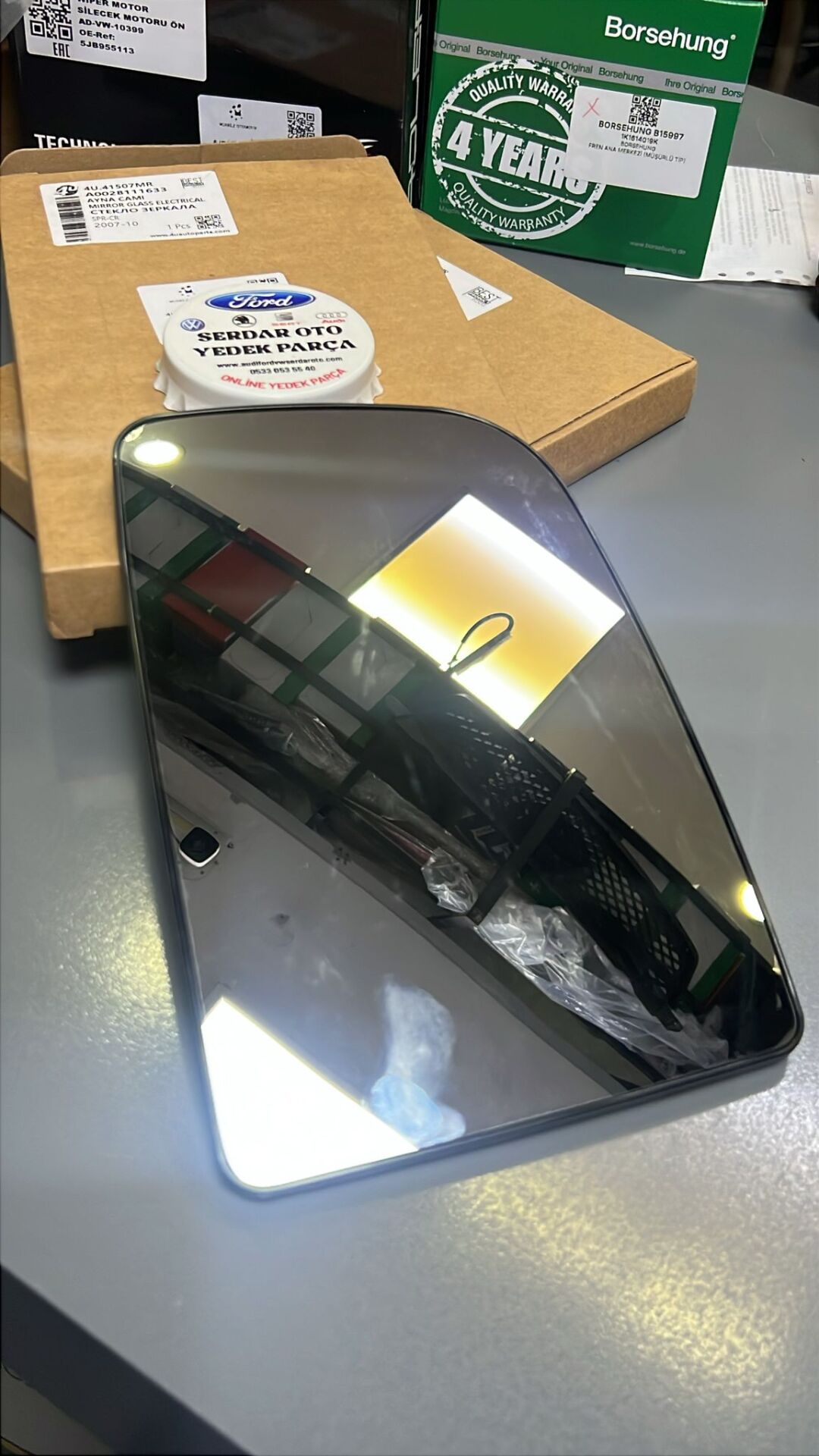 CRAFTER SPRİNTER AYNA CAMI SAĞ ÜST ELEKTİRİKLİ 07-10 ARASI A0028111633 2E0857588D