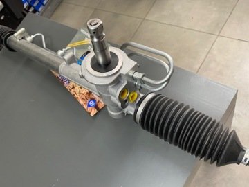 Ford Hidrolik Direksiyon Kutusu Fiesta ve Fusion 02-08 Arası 2s613200