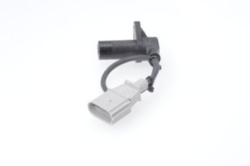 KRANK Devir MİL SENSÖRÜ TOUAREG 3.0V6-4.2 (03-15)-AUDi Q7 3.0TDİ-4.2TDİ (06-15)-PORSCHE CAYANNE 3.0 (09-10) BOSCH 0261210261 077905381K BKS-CASA-CATA BUG 3,0 TDİ AR-1