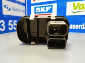 Ford Escort Ön Cam Düğmesi İkili 1996-2000 Yıllar Arası 95AG14529 MGA 31209