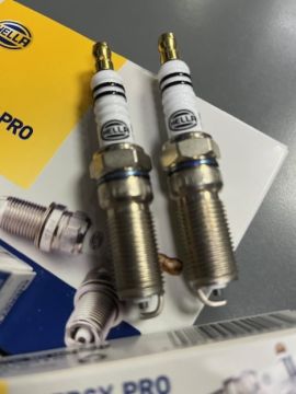 Focus -Fiesta - Fusion Benzinli Ateşleme Buji Takım Hella Germany HEL 8EH188704411 4m5g12405 (TAKIM)