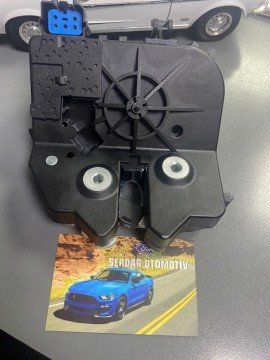 Ford Focus1 Arka Bagaj Kilidi 1998-2004 Yıllar Arası SEDAN/ HCBK YS4AA43102