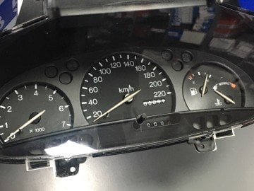Ford Escort Gösterge Yuvası Kilometre Katran 1996-2000 Yıllar Arası