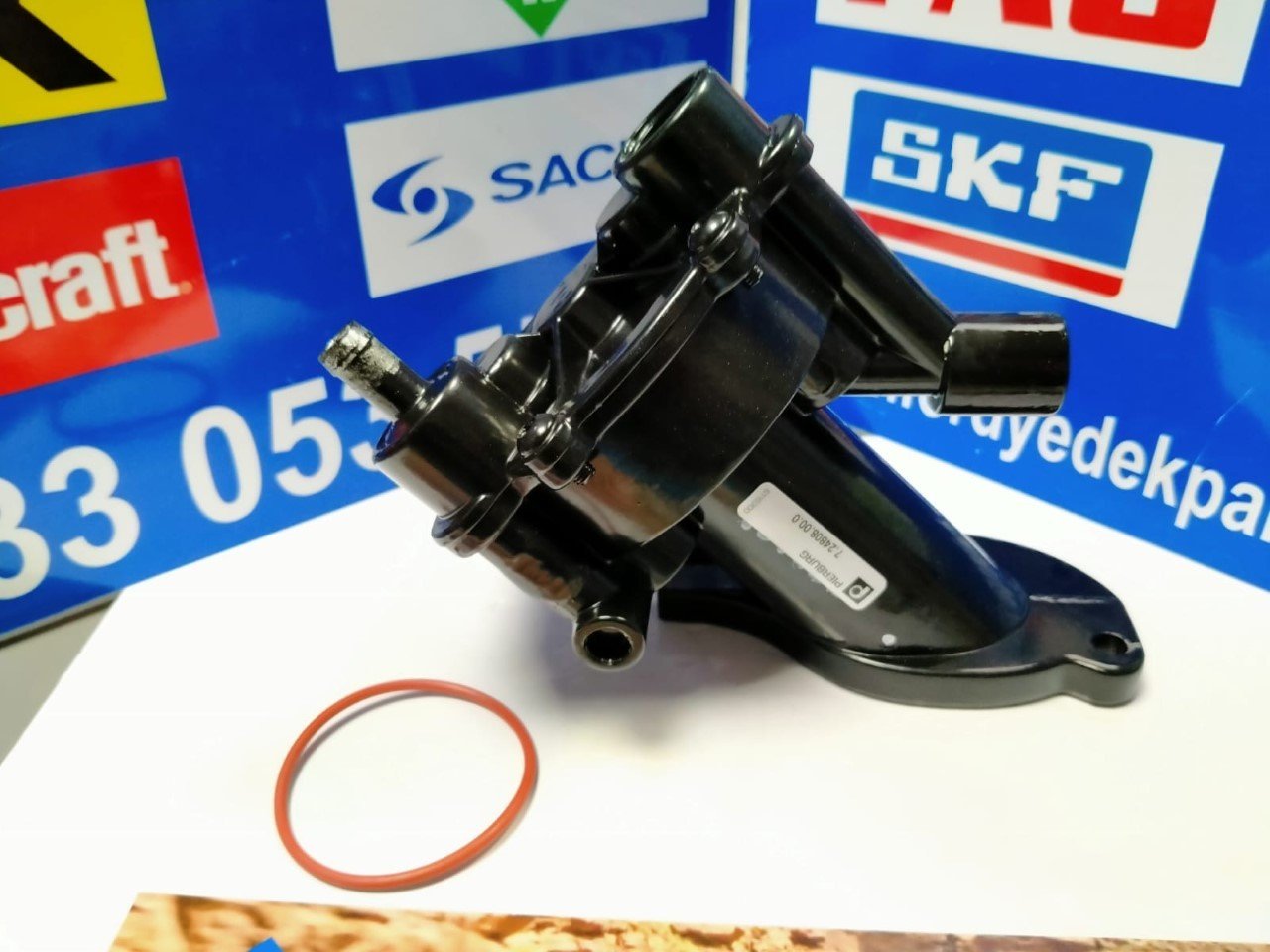 Ford Connect Vakum Pompası 2002-2013 Yıllar Arası PİERBURG ORJİNAL 724808000 (Kargosu Ücretsiz)