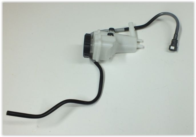 FİESTA - FUSİON DİREKSİYON HİDROLİK YAĞ DEPOSU KAPAKLI BORULU 02-08 Arası SPK-267 2S6C3531BC