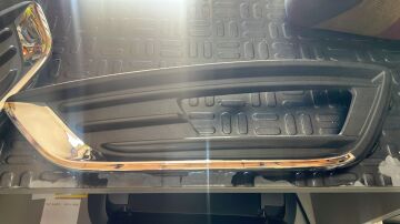 Ford Focus Panjur ve Sis Far Kapak Seti 15-18 Arası Titanium F1EB8200