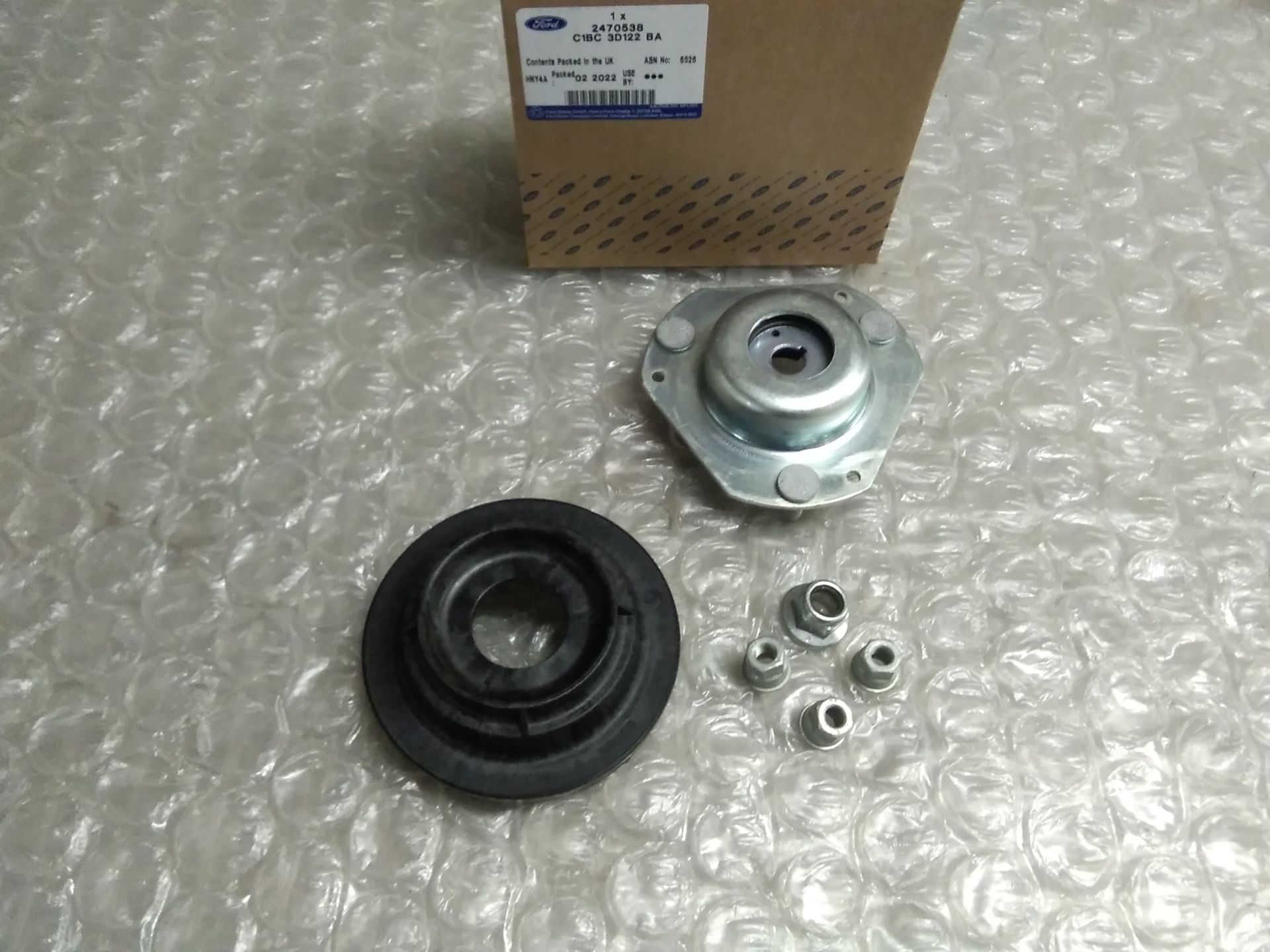 Ford (Courier 14-23) (FİESTA 09-17 )Ön Amortisör Üst Takozu Bilyalı set Fomoco Orjinal C1BC 3D122 BA