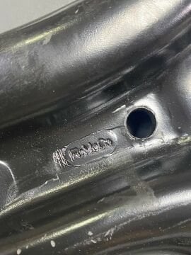 Ford Courier Ön Alt Salıncak Sağ ve Sol  ORJİNAL Fomoco EY163042 EY163051 ( 2 ADET FİYATIDIDR)