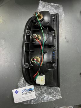 Ford Ranger Sağ Stop Lambası Üç Renk 1998-2002 ARASI Depo 216-1547L (Kargosu Ücretsiz)