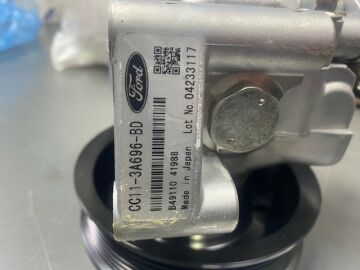 Ford Transit 155ps Hidrolik Direksiyon Pompası 2012-2017 Yıllar Arası ORJİNAL FORD CC113A696