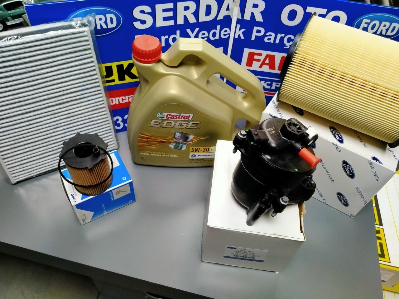 Motor Yağ Filtre Bakım Seti Focus Cmax Kuga castrol Edge 5W30EURO6KİT