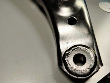 Ön alt salıncak sol 2002-2013 arası Transit ORJİANL FORD V184 V347